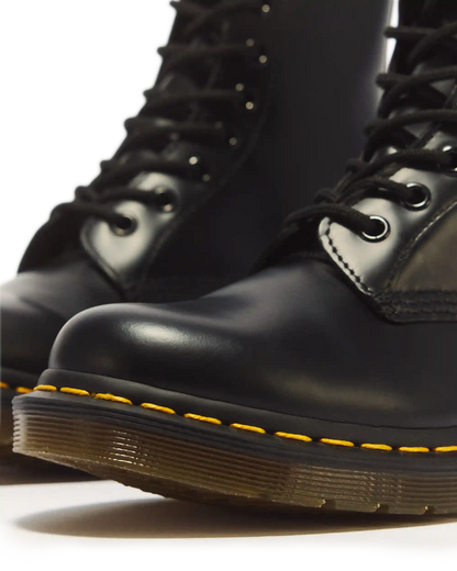 1460 Women's Smooth Leather Lace Up Boots