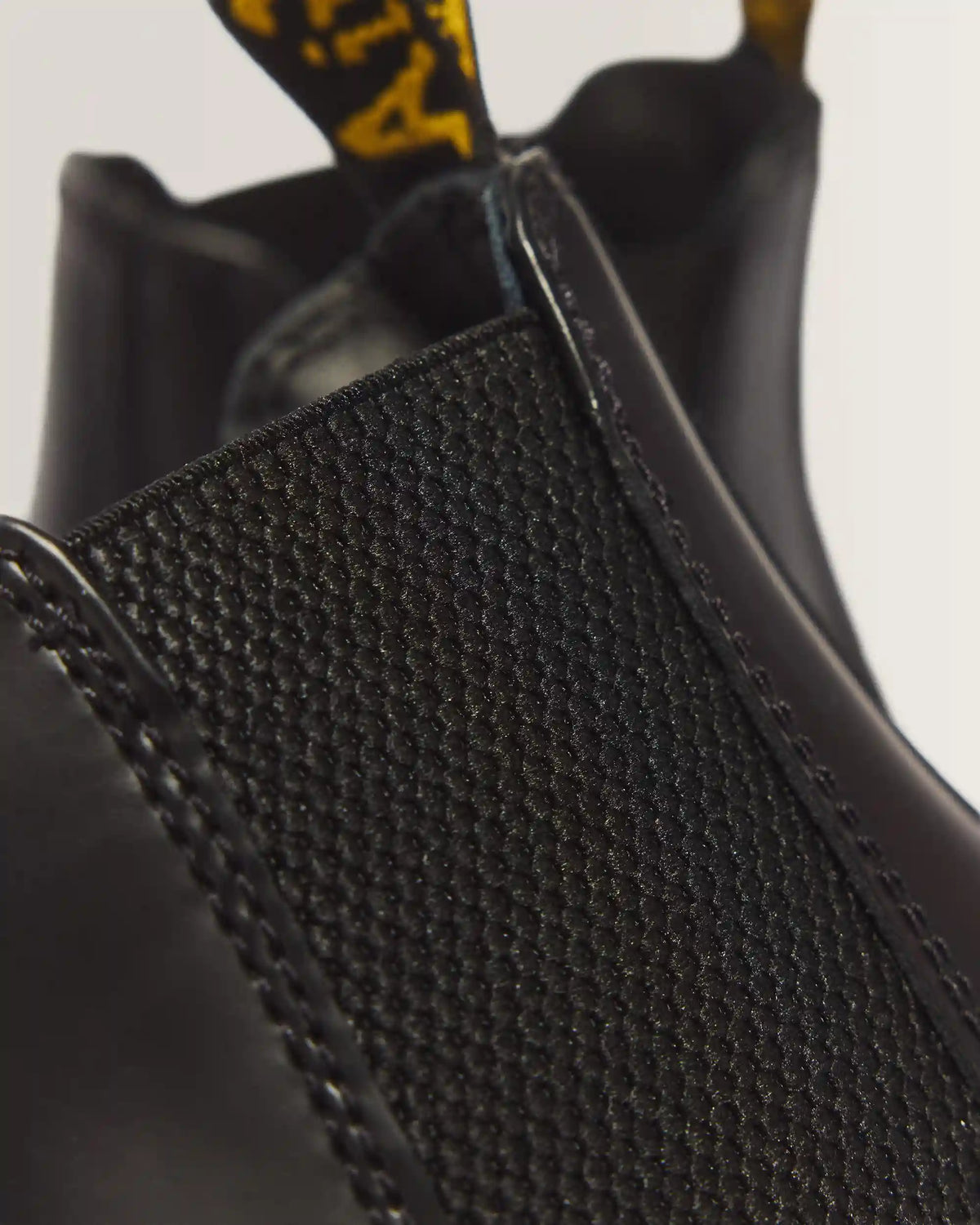 2976 Bex Smooth Leather Chelsea Boots