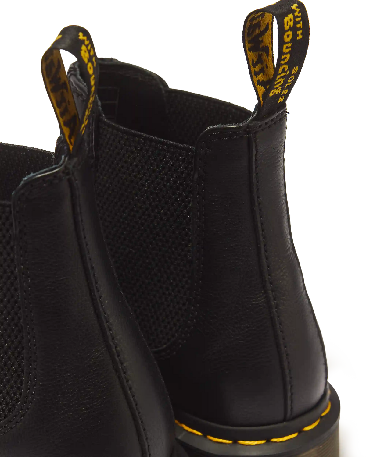 2976 Women's Virginia Leather Chelsea Boots