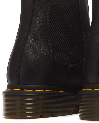 2976 Women's Virginia Leather Chelsea Boots