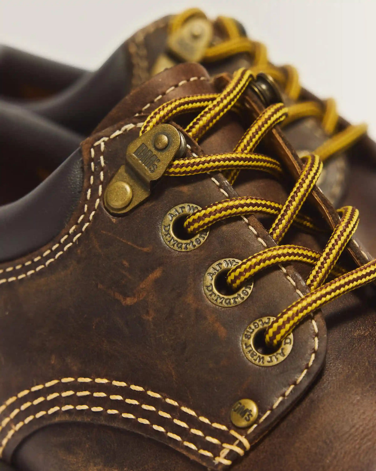 8053 Arc Crazy Horse Leather Platform Casual Shoes