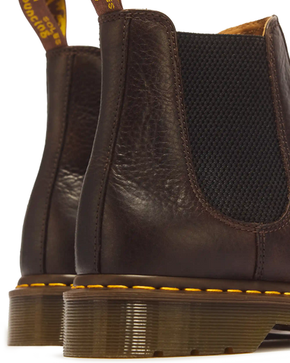2976 Ambassador Leather Chelsea Boots