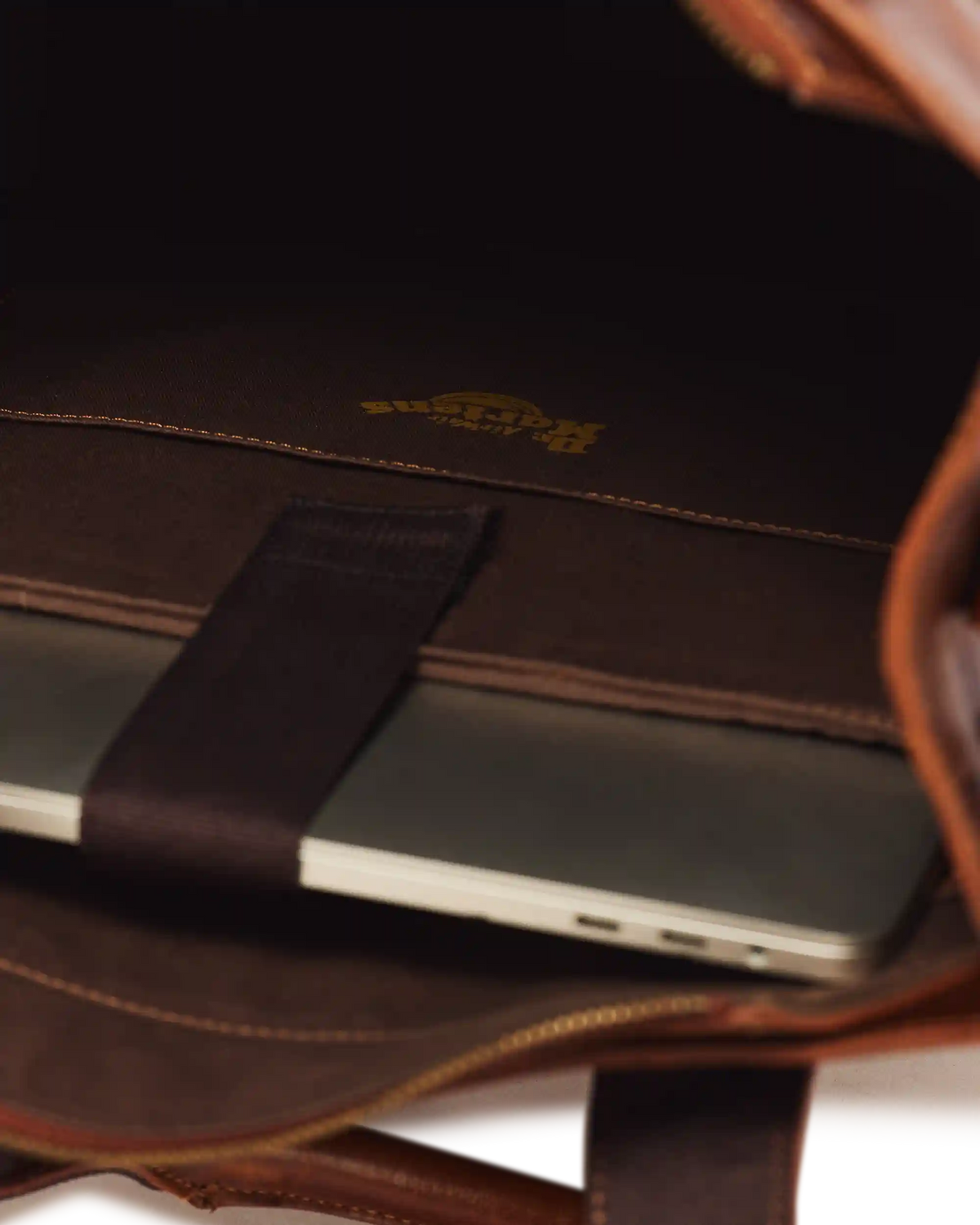 LEATHER TOTE BAG