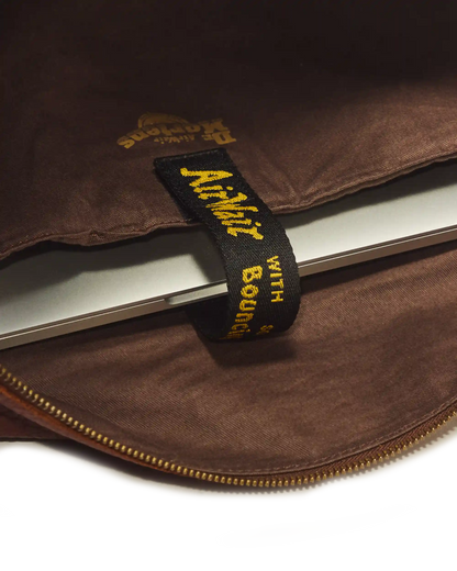 WEEKENDER AMBASSADOR LEATHER BAG