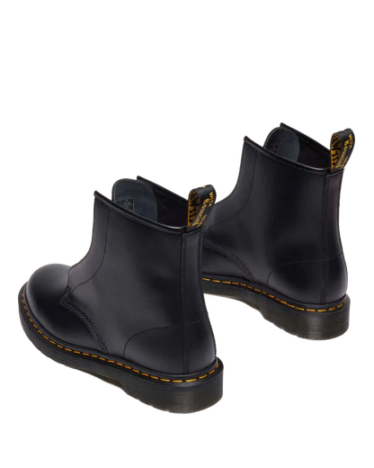 1460 LACELESS
