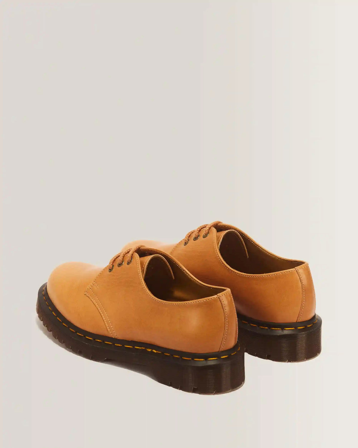 1461 3 Eye Shoe Veg Tan Luxe