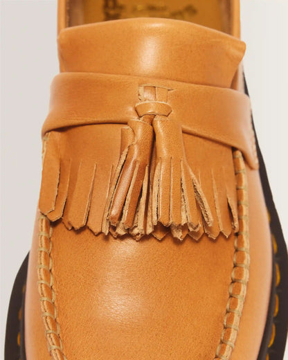 Adrian Tassel Loafer Veg Tan Luxe